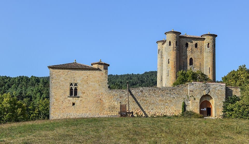 Le donjon du château d'Arques dans les Corbières, Aude